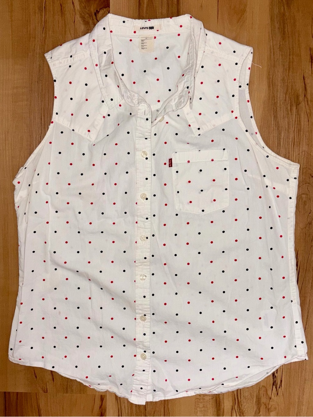 Levi's sleeveless button-down shirt